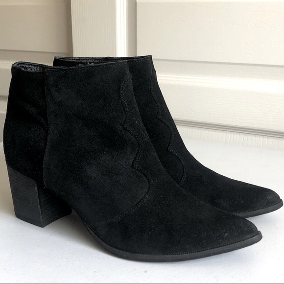 Dolce Vita Shoes - Dolce Vita Black Suede Ankle Booties Sz 10